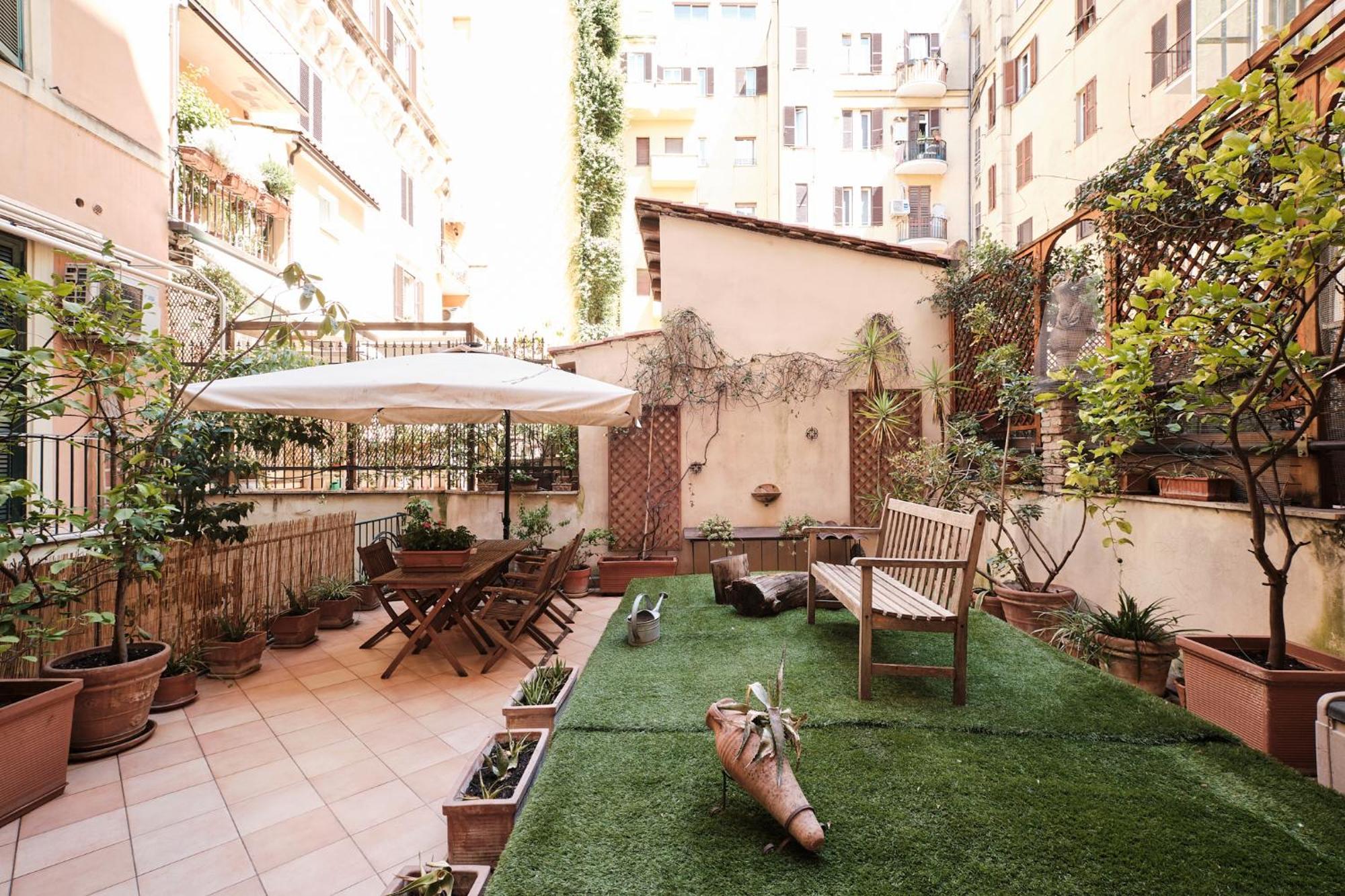 Colosseum 3 & 4 Bathrooms With Garden Appartement Rome