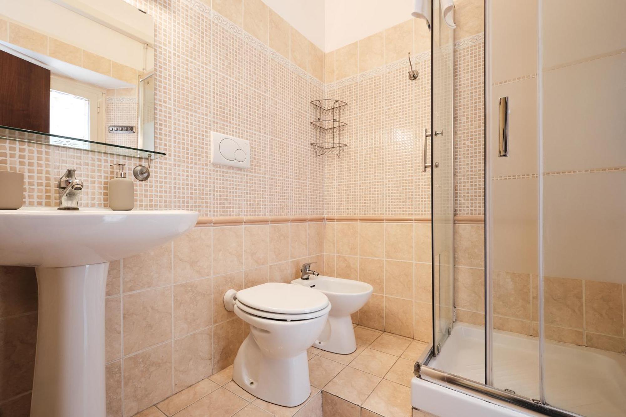 Appartement Colosseum 3 & 4 Bathrooms With Garden