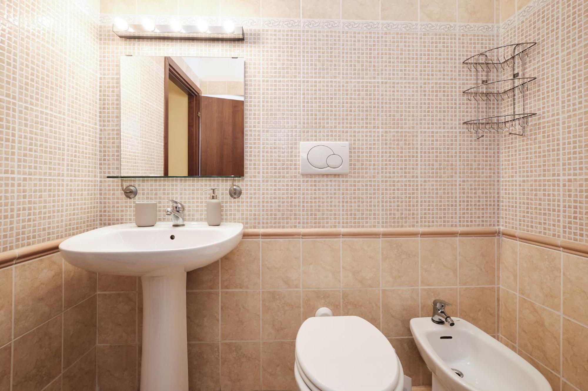 Colosseum 3 & 4 Bathrooms With Garden Appartement